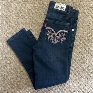 comfy Levi’s jeans! 👖